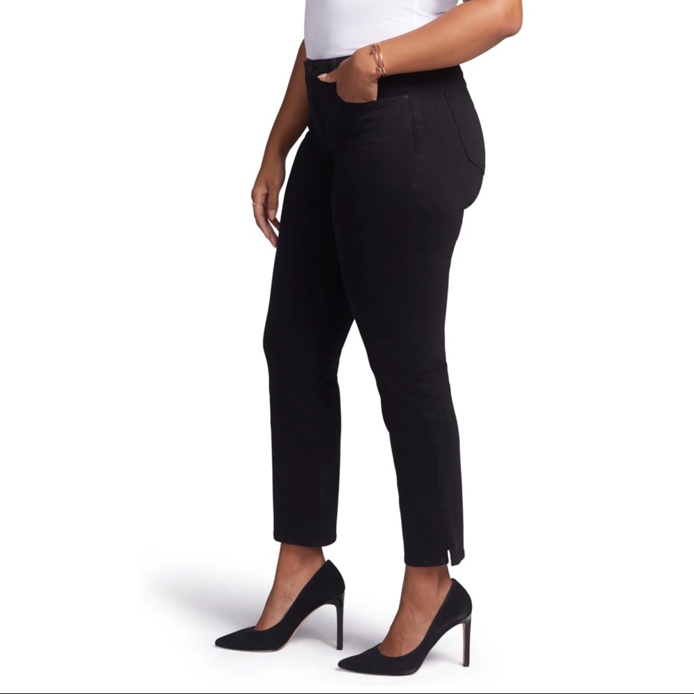 💙CURVES 360 BY NYDJ Slim Straight Leg Ankle Jeans